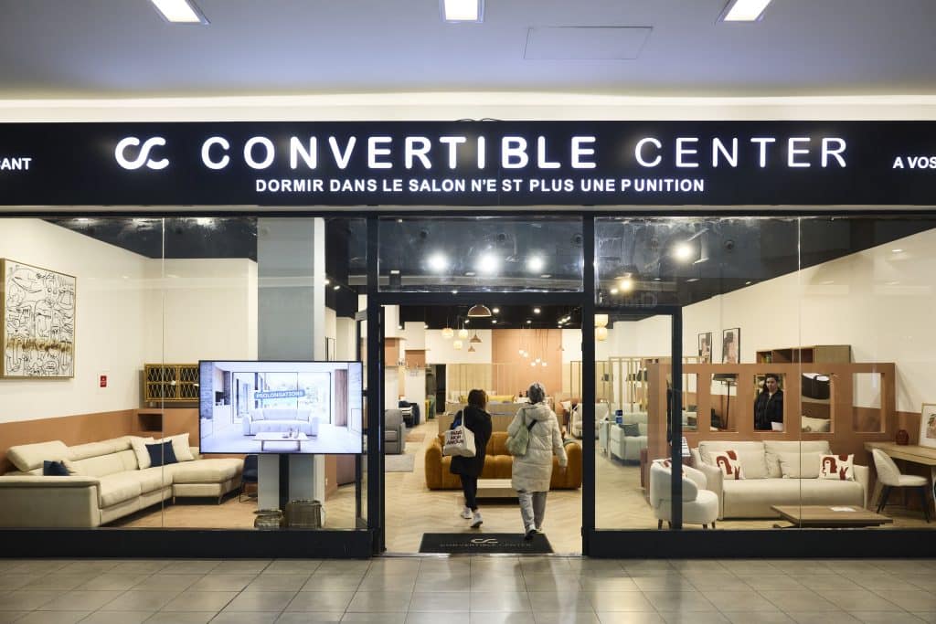Entrée du magasin convertible center centre commercial Domus Paris
