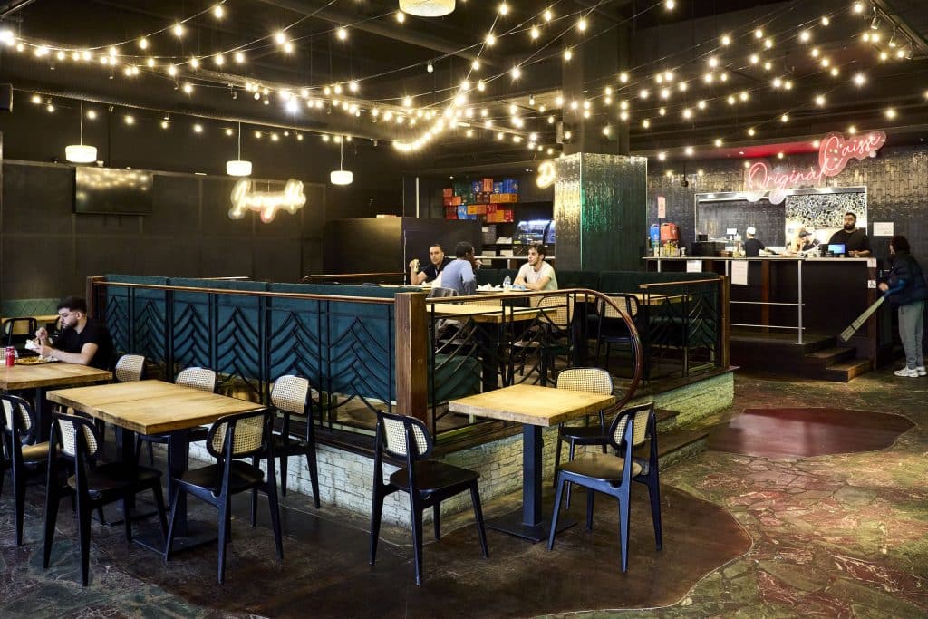 Interieur restaurant Petit Veau centre commercial Domus