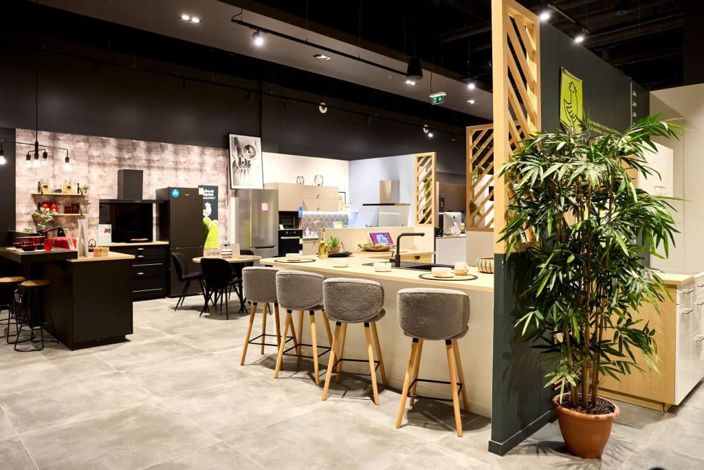 Intérieur magasin de cuisine SoCoo'c centre commercial Domus Paris